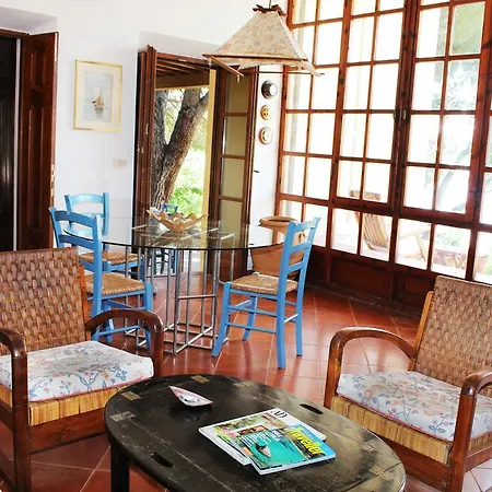 Clelia - Con 2 Kajak A Disposizione Ospiti Villa Porto Azzurro